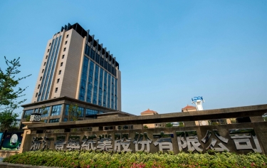 喜报！银河官方入口(中国)最新官网入口两名员工入选“嘉兴良匠”培养名单